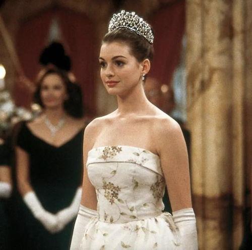 公主日记 2001,青春成长与梦想启航